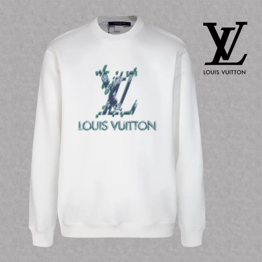🅿️250 hot style on the shelves🔥❗ 💫〖Louis Vuitton LV〗 Fashionable round neck sweatshirt, casually matched with various styles, it is perfectly handsome😎The whole dress is made of double waistcoats, which makes the whole dress more three-dimensional. Not ordinary factories can do such fine work. The 2025 spring style counters are on sale, exquisite round neck terry sweatshirt, high-end double-strand pure cotton Customized drawstring ribs are dyed in the same vat and are complete with three standards. The chest craftsmanship adopts a simple and elegant pattern on the chest, which is easy to control for any age group! Fit and comfortable! Customized thickened 440g terry sweatshirt fabric, soft and comfortable to the touch, with a three-dimensional shape! 🙌🏻 It’s also very breathable, so it’s a versatile style that can be worn with any outfit! ✔Color: Black White Apricot Size: S M L XL 2XL